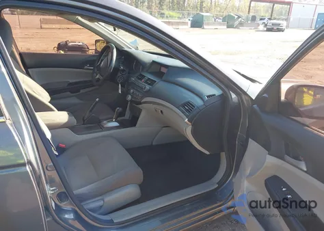 2012 Honda Accord 2.4 Lx from USA, damaged, VIN 1HGCP2F38CA061568